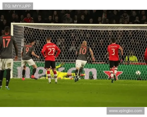 拜仁慕尼黑深陷战术困局：高位逼抢失灵，豪门地位岌岌可危？