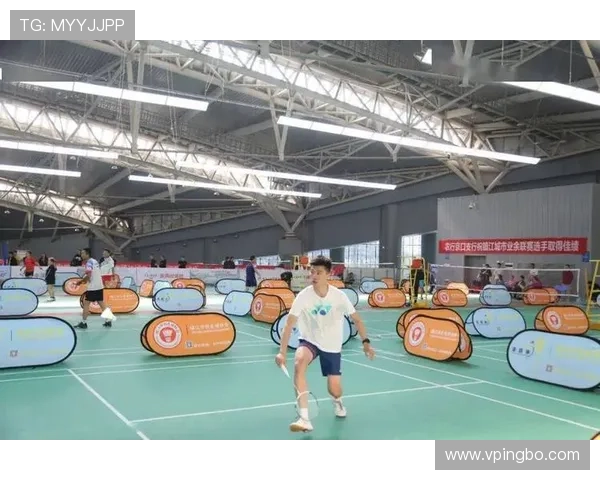 业余比赛中如何正确理解身体接触判罚的标准与尺度？